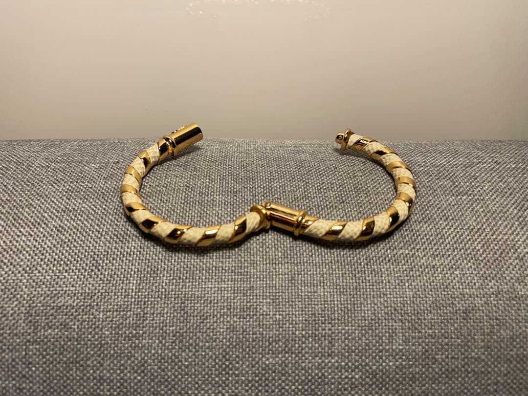 ロエベLOEWE ビンテージ バングル 革巻き 金 ゴールド 白　ホワイト