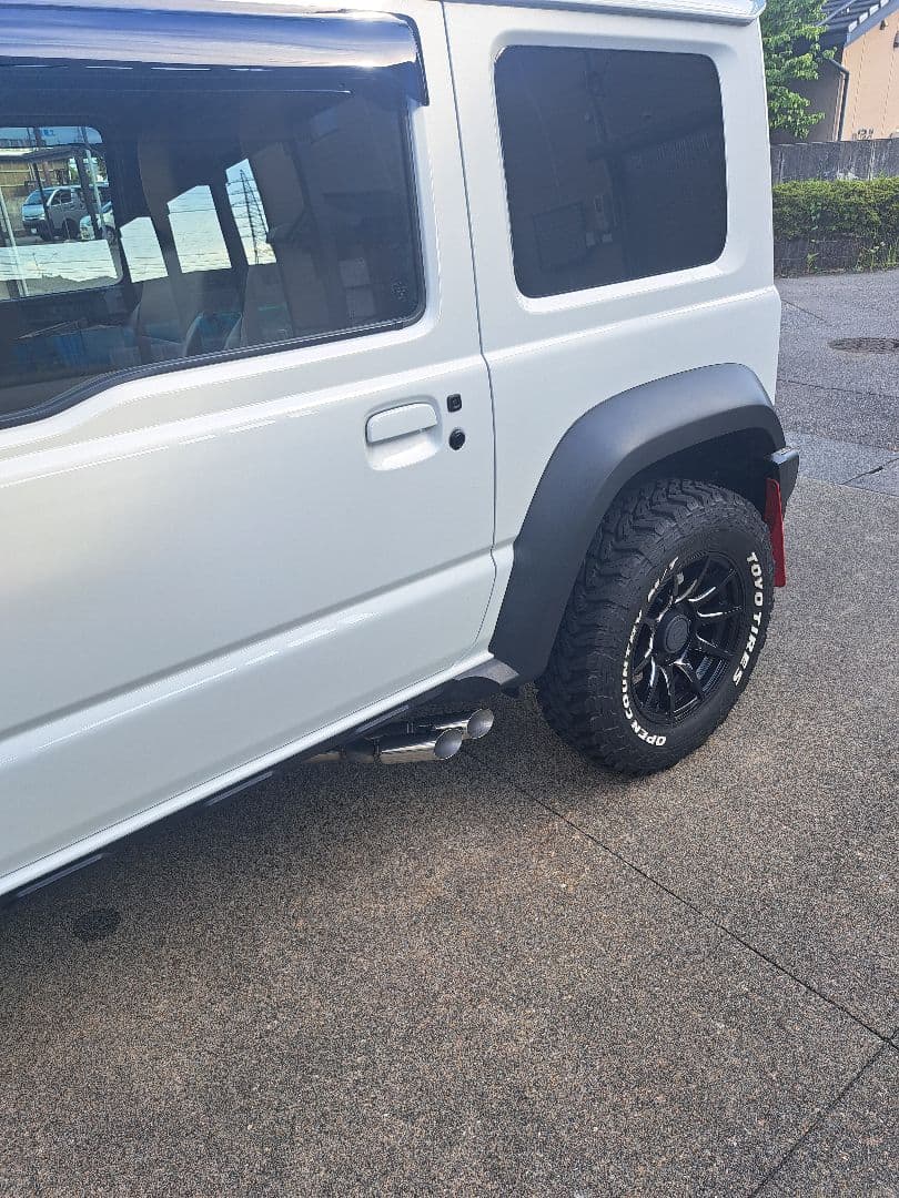 ジムニーシエラJB74用　サイド出しマフラーBE FREE(ビーフリー)製