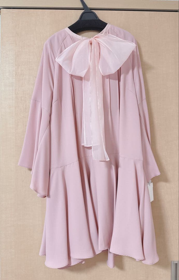 ビッグリボンフレアワンピース