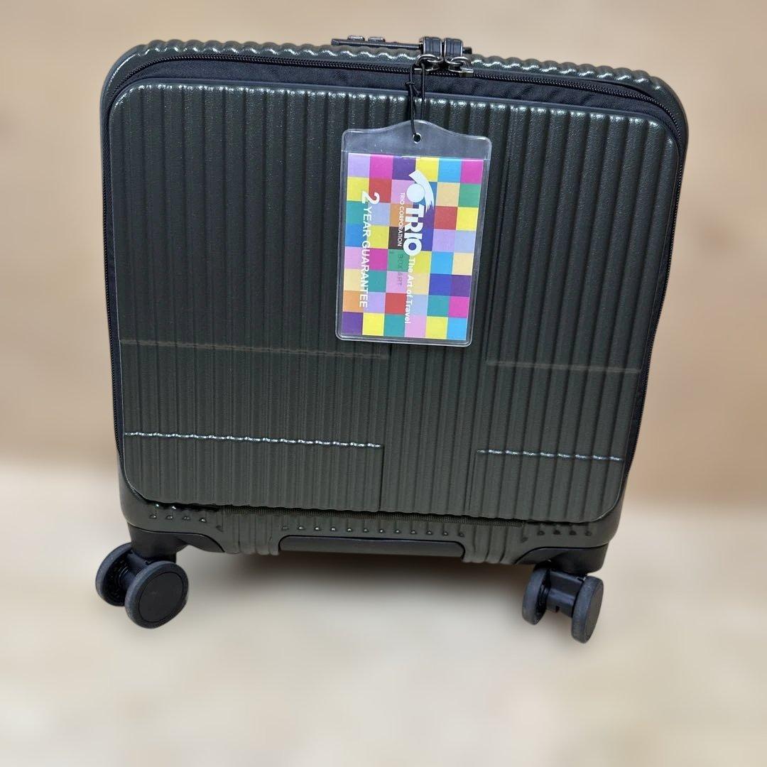 イノベータースーツケース2泊用 ペールグリーン