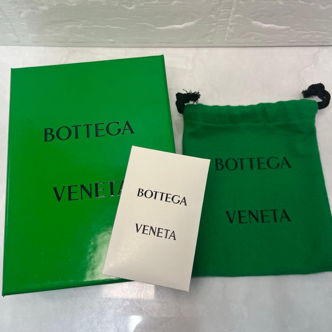 BOTTEGA VENETA ICチップ搭載二つ折り財布