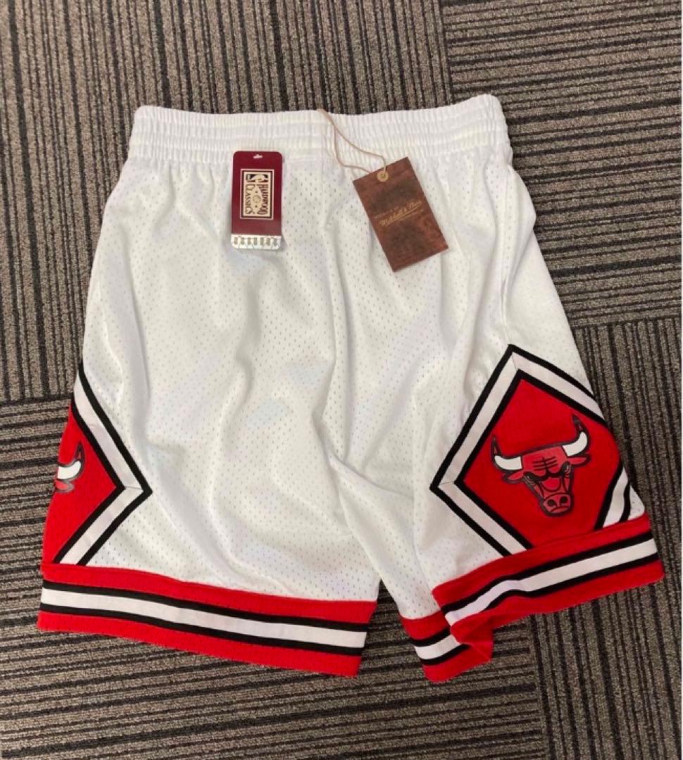 新品　NBA ブルズ　ジョーダン　ロドマン　ミッチェル&ネス　ショーツ　バスパン