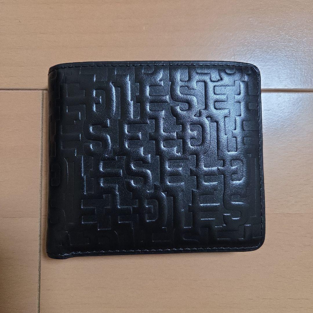 DIESEL エンボス加工 二つ折り財布 ブラック
