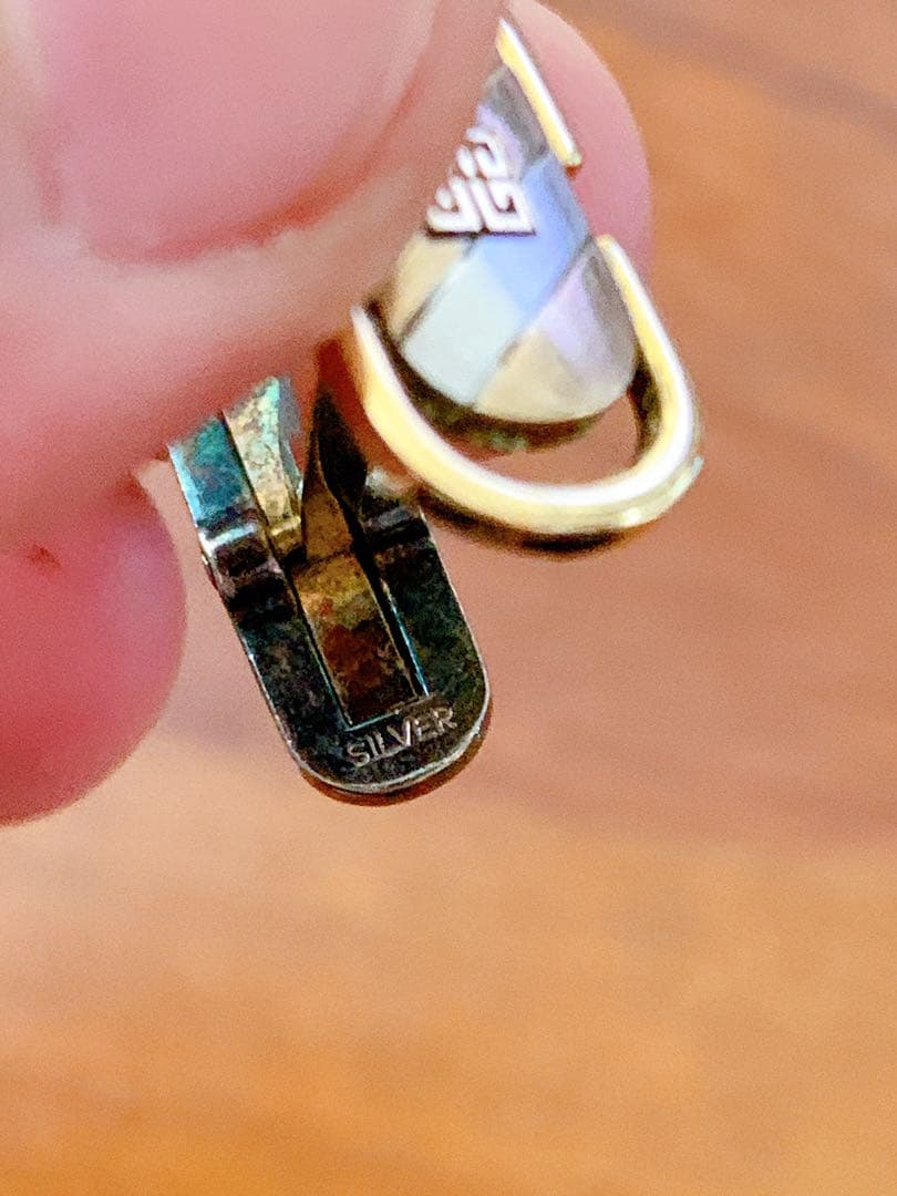 Givenchy 幾何学模様 カフス K10/silver 片方のみ