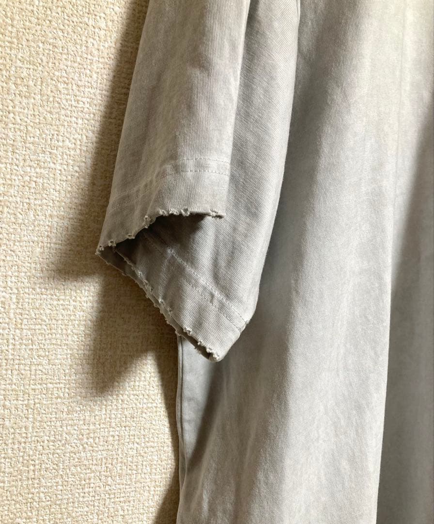 BALENCIAGA バレンシアガ　デストロイ　メタルロゴ　tシャツ グレー