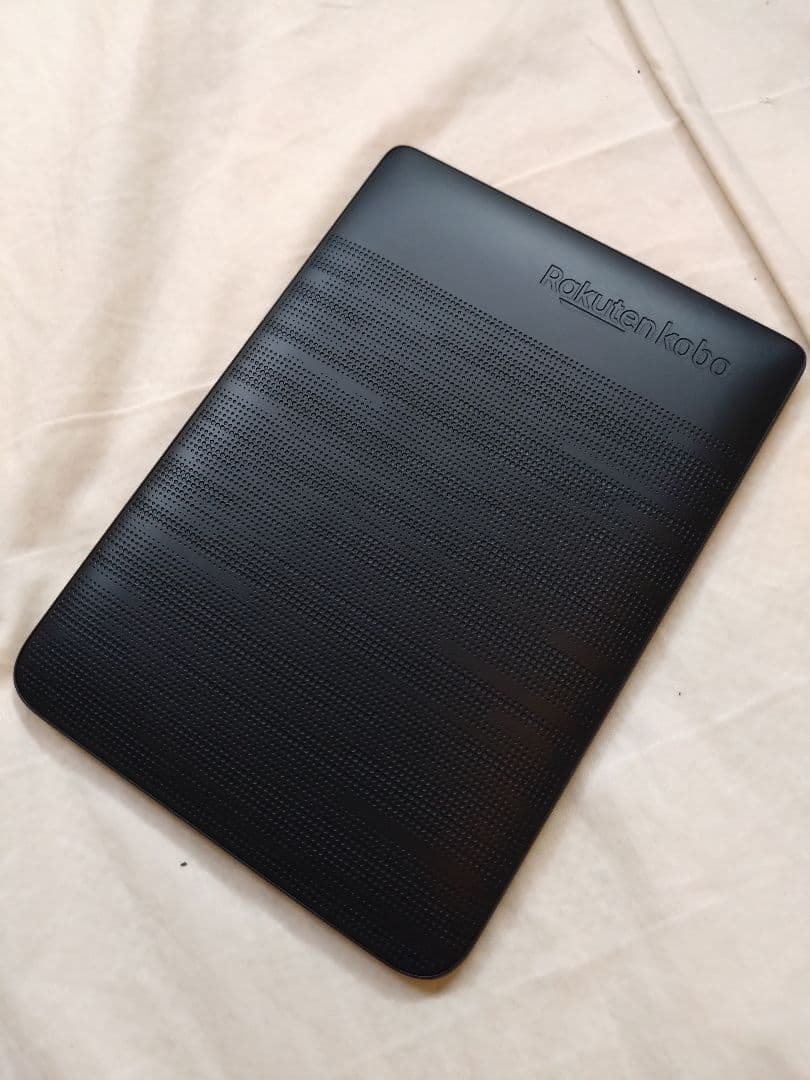 中古 Kobo Clara HD 本体 カバー付き 8G