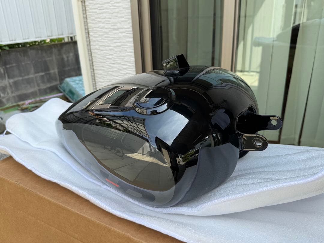 キ*ョ様 ハーレーダビッドソン　2023 ファットボブ114 純正タンク