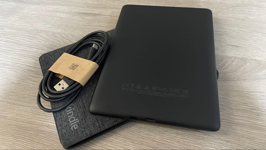 Kindle Paperwhite 16GB 11世代 広告なし (カバー付)