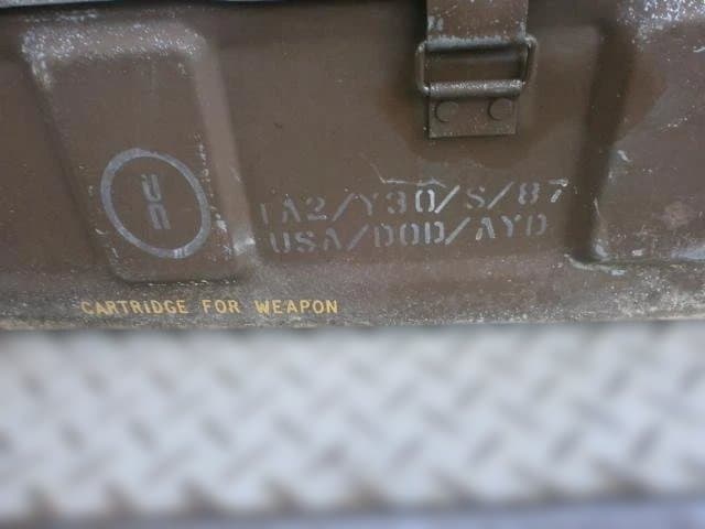 T*k様 米軍　81ｍｍ　迫撃砲用　弾薬箱 　アンモボックス　ラスト1個