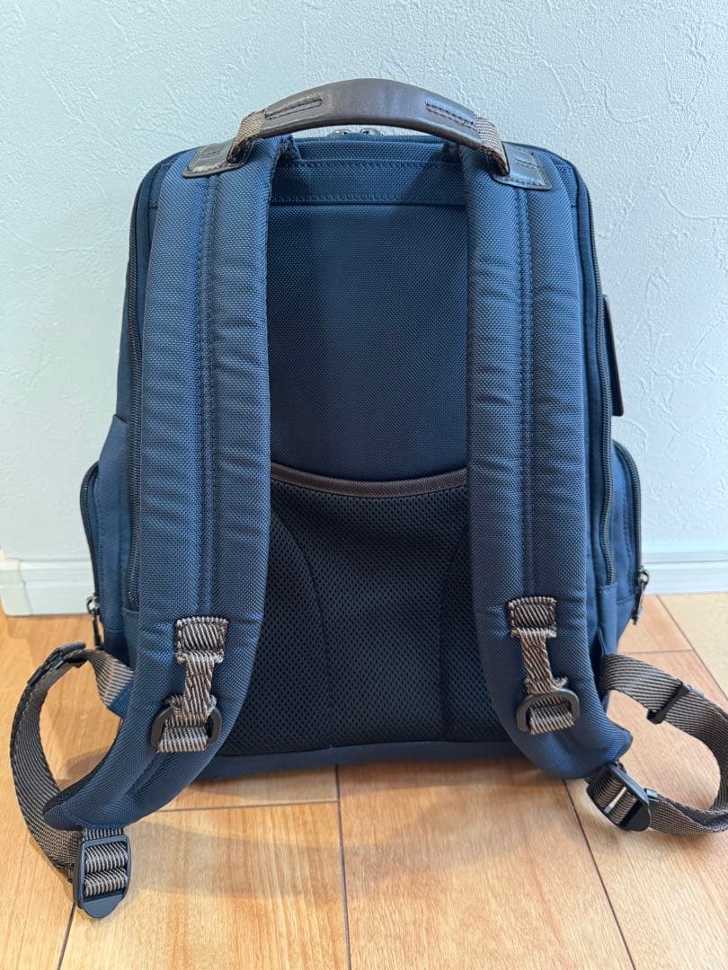 TUMI PARRISH バックパック 02223681NVYO