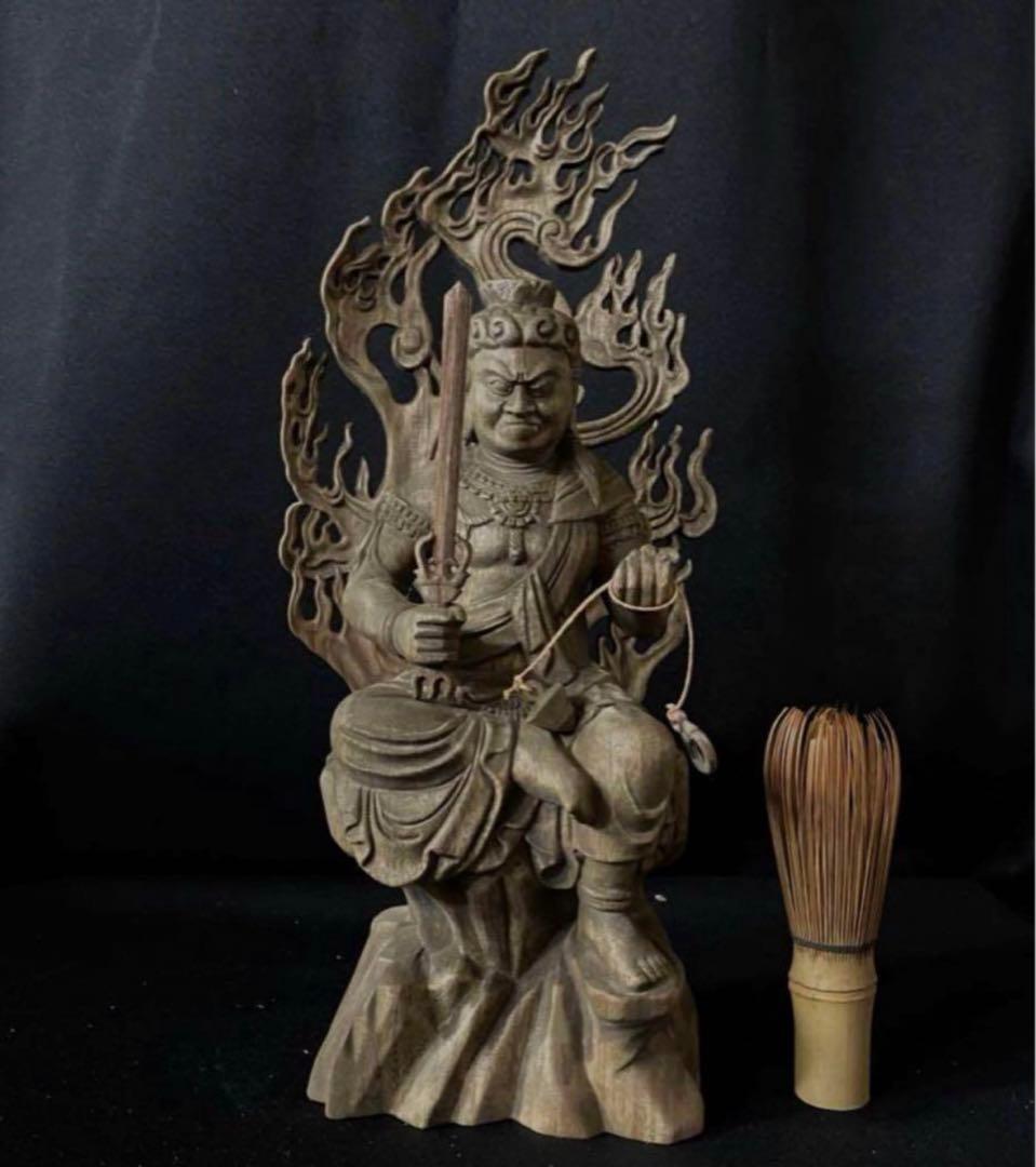 高32cm 仏教工芸品　楠材製　極上彫　井波木彫仏像　不動明王座像