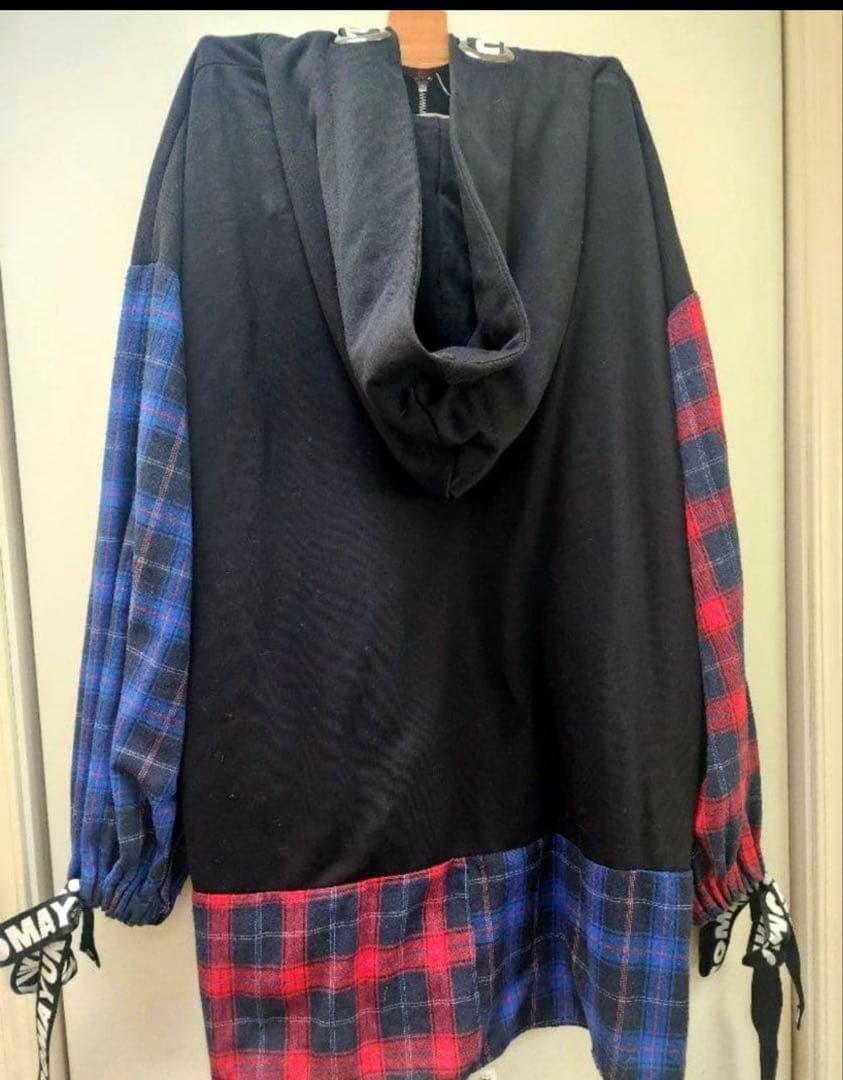 Favorite コラボパーカー Mサイズ チェック