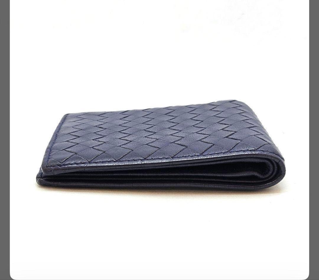 r*r様 美品　ボッテガヴェネタ イントレチャート　二つ折り財布 ネイビー 折り