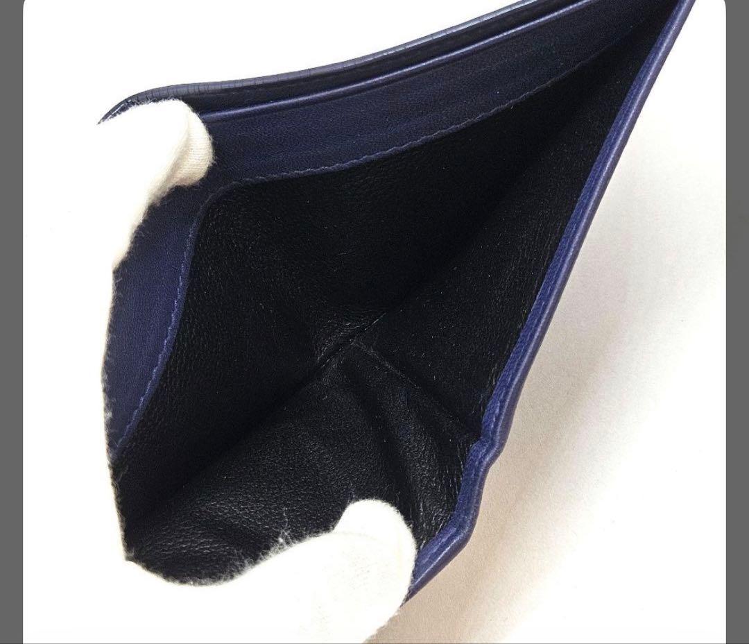 r*r様 美品　ボッテガヴェネタ イントレチャート　二つ折り財布 ネイビー 折り