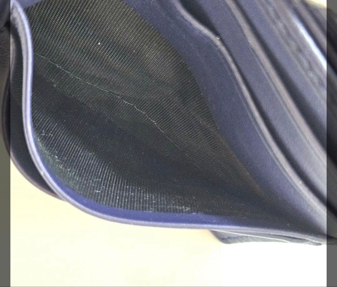 r*r様 美品　ボッテガヴェネタ イントレチャート　二つ折り財布 ネイビー 折り