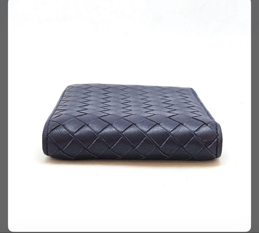 r*r様 美品　ボッテガヴェネタ イントレチャート　二つ折り財布 ネイビー 折り