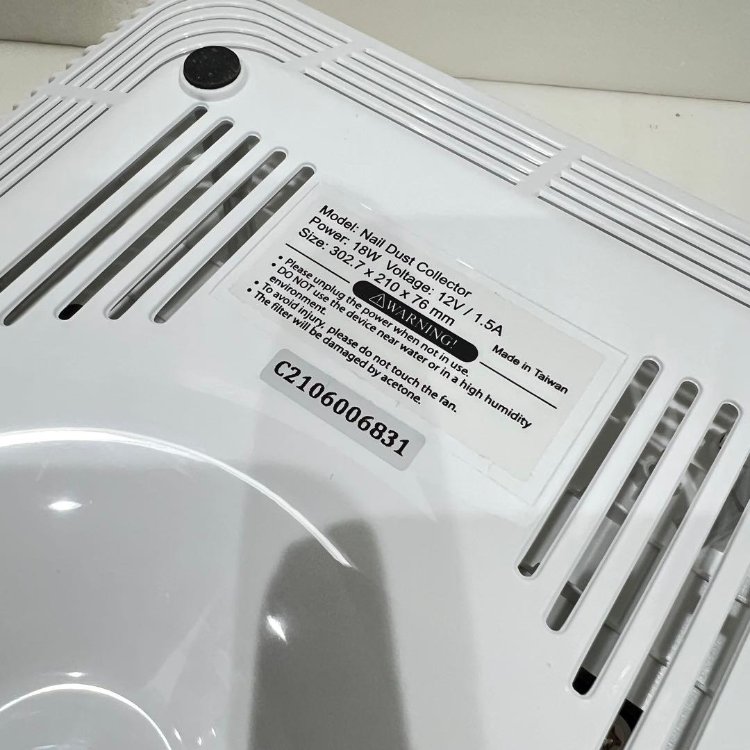 ①PREGEL レクシア サイクロン　ハンディライト　集塵機　ジェルネイル