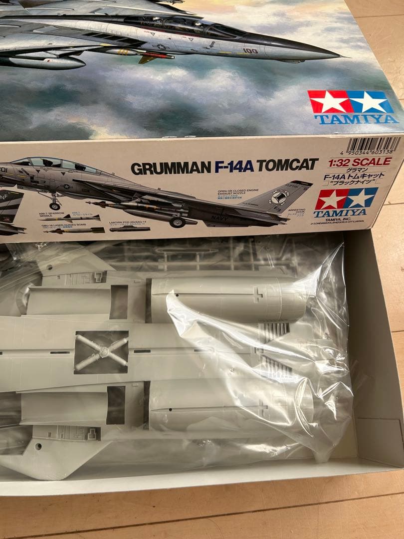 未開封★TAMIYA F-14A TOMCAT \"BLACK KNIGHTS\"