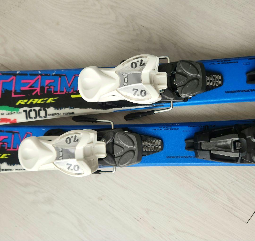 スキー板100、ビンディング、ストック、ブーツ21~22【KAZAMA】