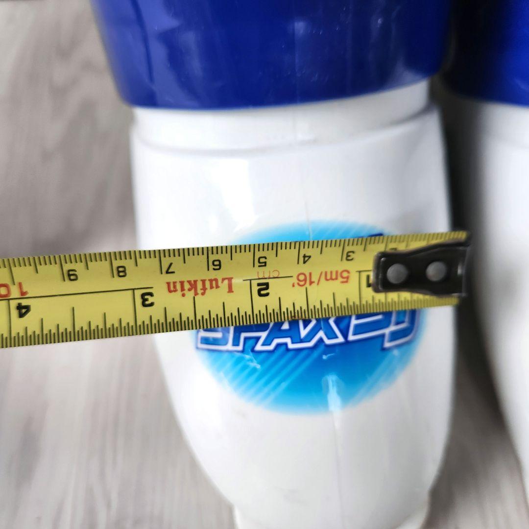 スキー板100、ビンディング、ストック、ブーツ21~22【KAZAMA】