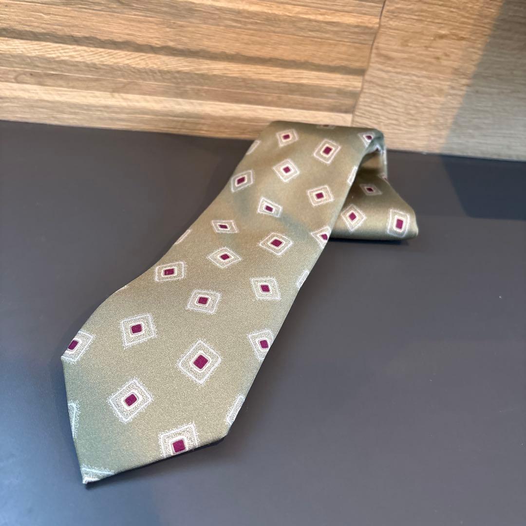 BEAMS グリーン ネクタイ　フランコバッシ