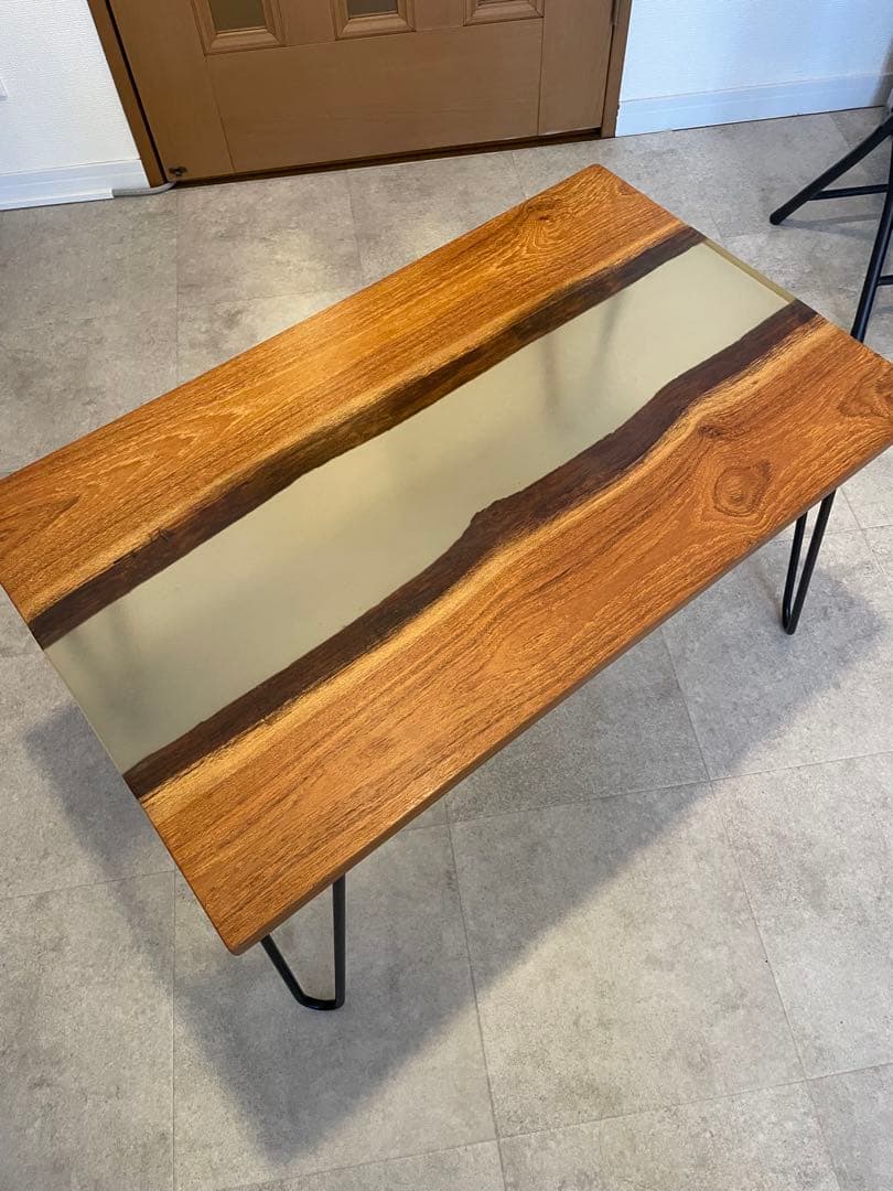 k*a様 レジン　テーブル　天板