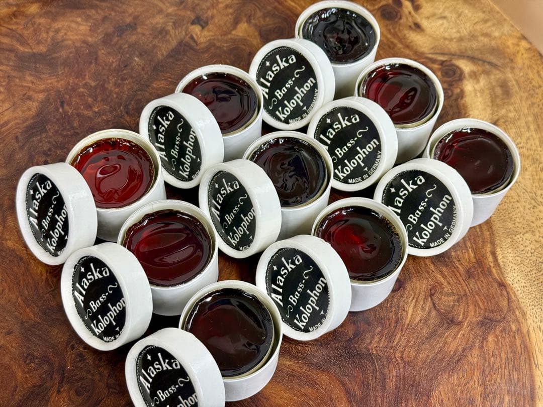 【新品】コントラバス用松脂 アラスカ（ドイツ製）9個セット！