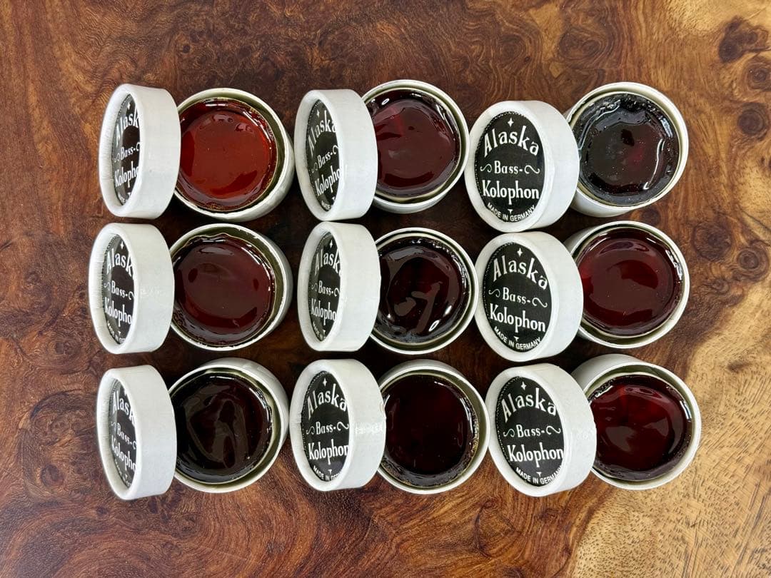 【新品】コントラバス用松脂 アラスカ（ドイツ製）9個セット！