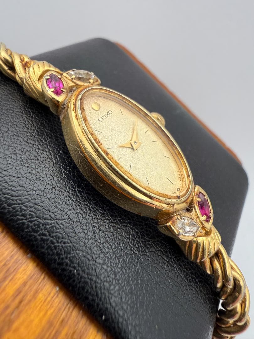 f2627 SEIKO セイコー 腕時計 レディース