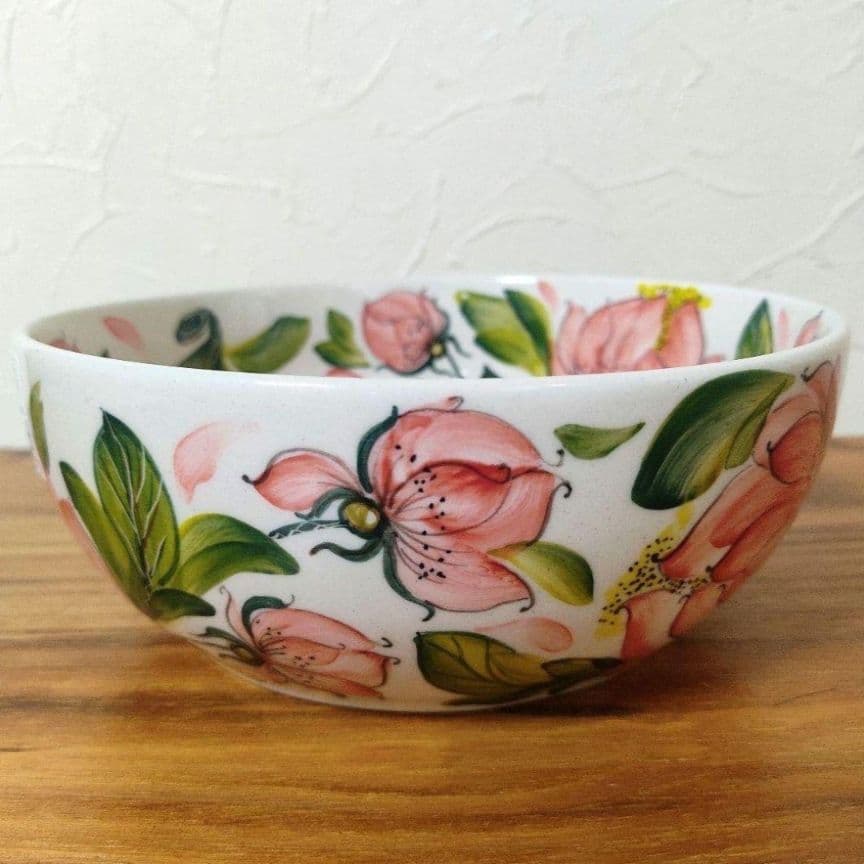 新品　ポーランド食器　直径18cm　容量1L　大ボウル　ピンクの芍薬模様　ミレナ