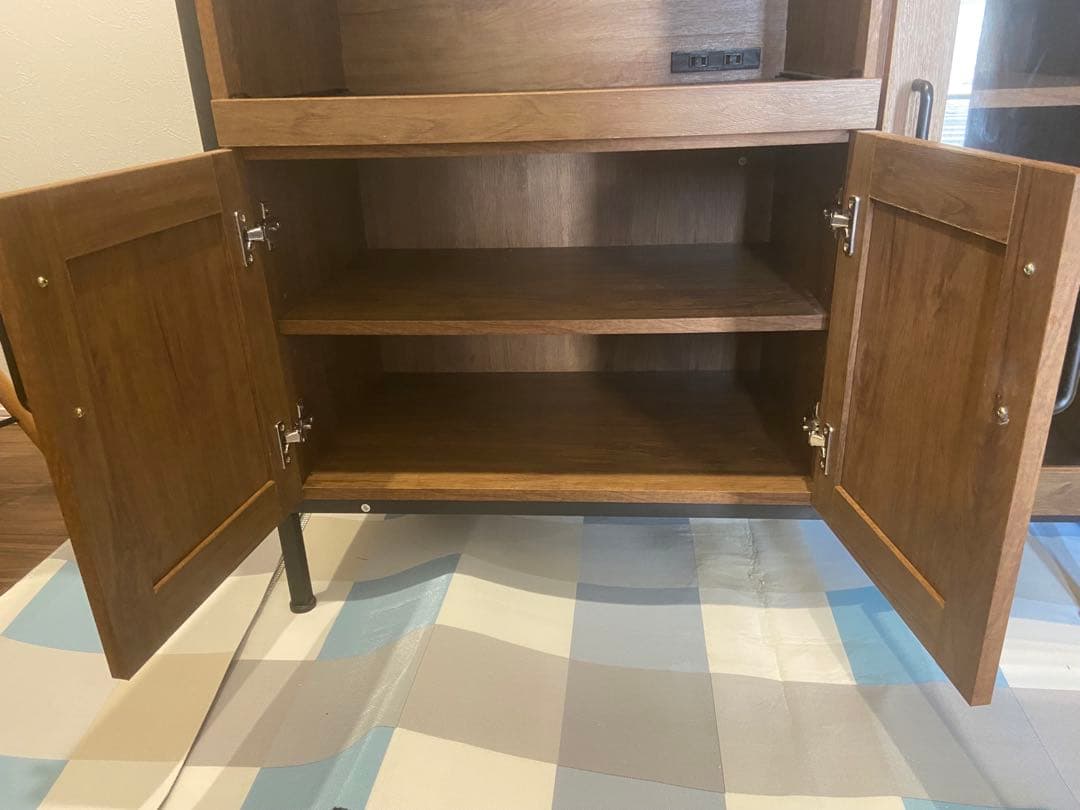 木製キッチンカウンター 収納付き　カップボード