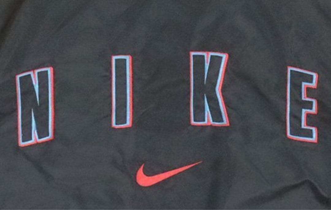 90s NIKE ナイキ　ナイロンスタジャン　スウッシュ刺繍　ビンテージ