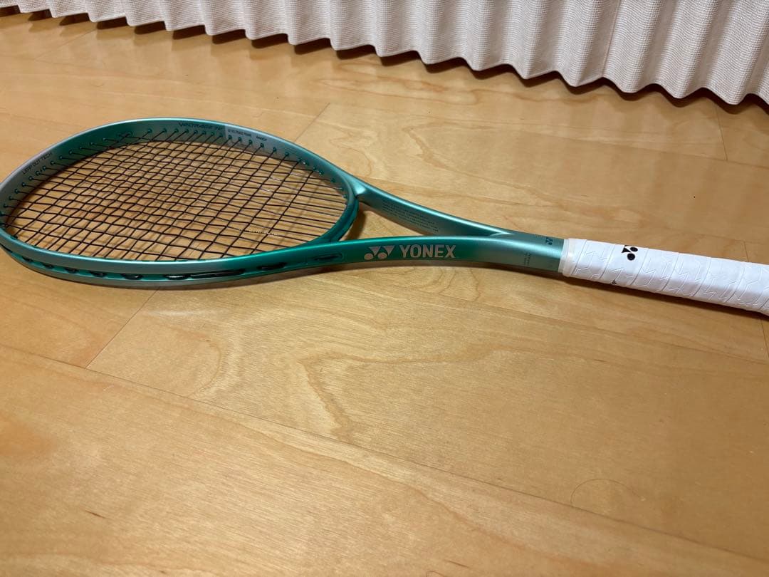 YONEX ボルトレイジ7V新色