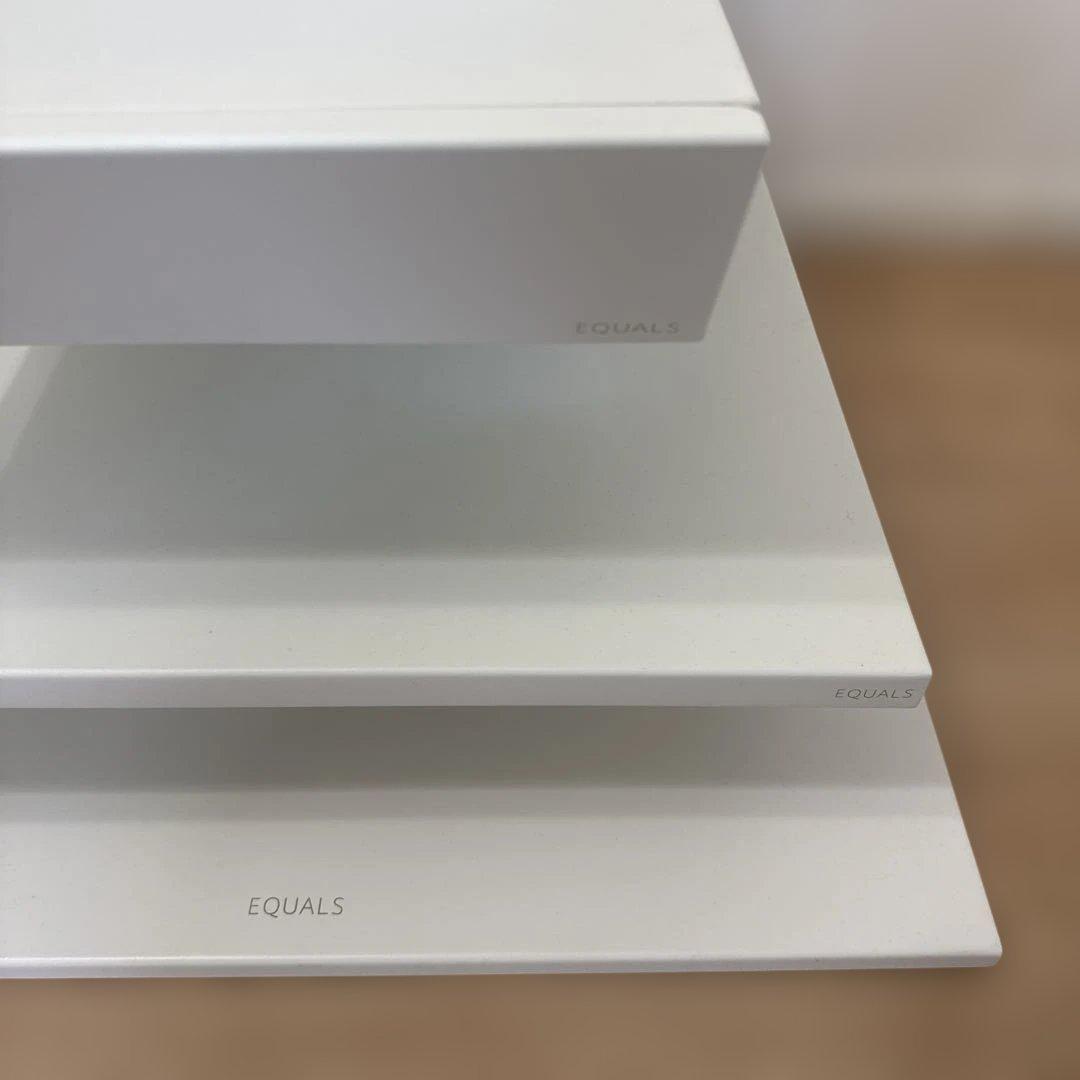 EQAULS WALL V2 ロータイプ テレビスタンド 棚板付　サテンホワイト