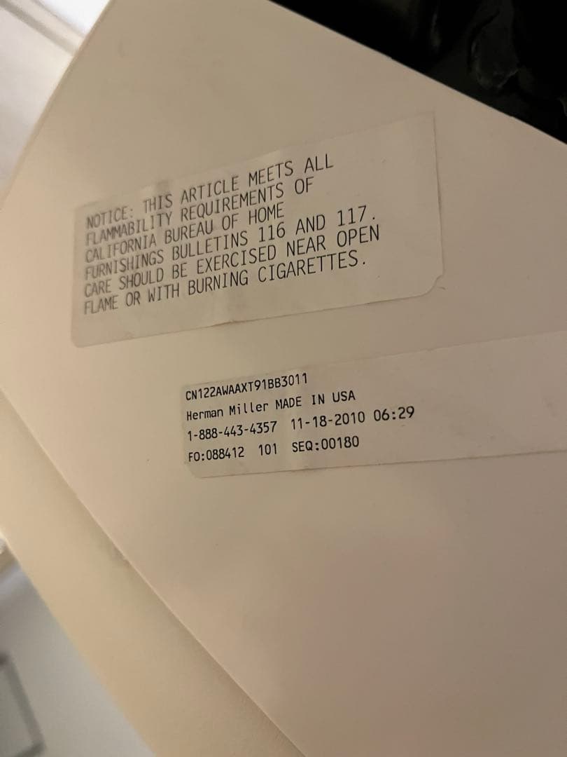 ハーマンミラー　エンボディチェア　ホワイト ネイビー