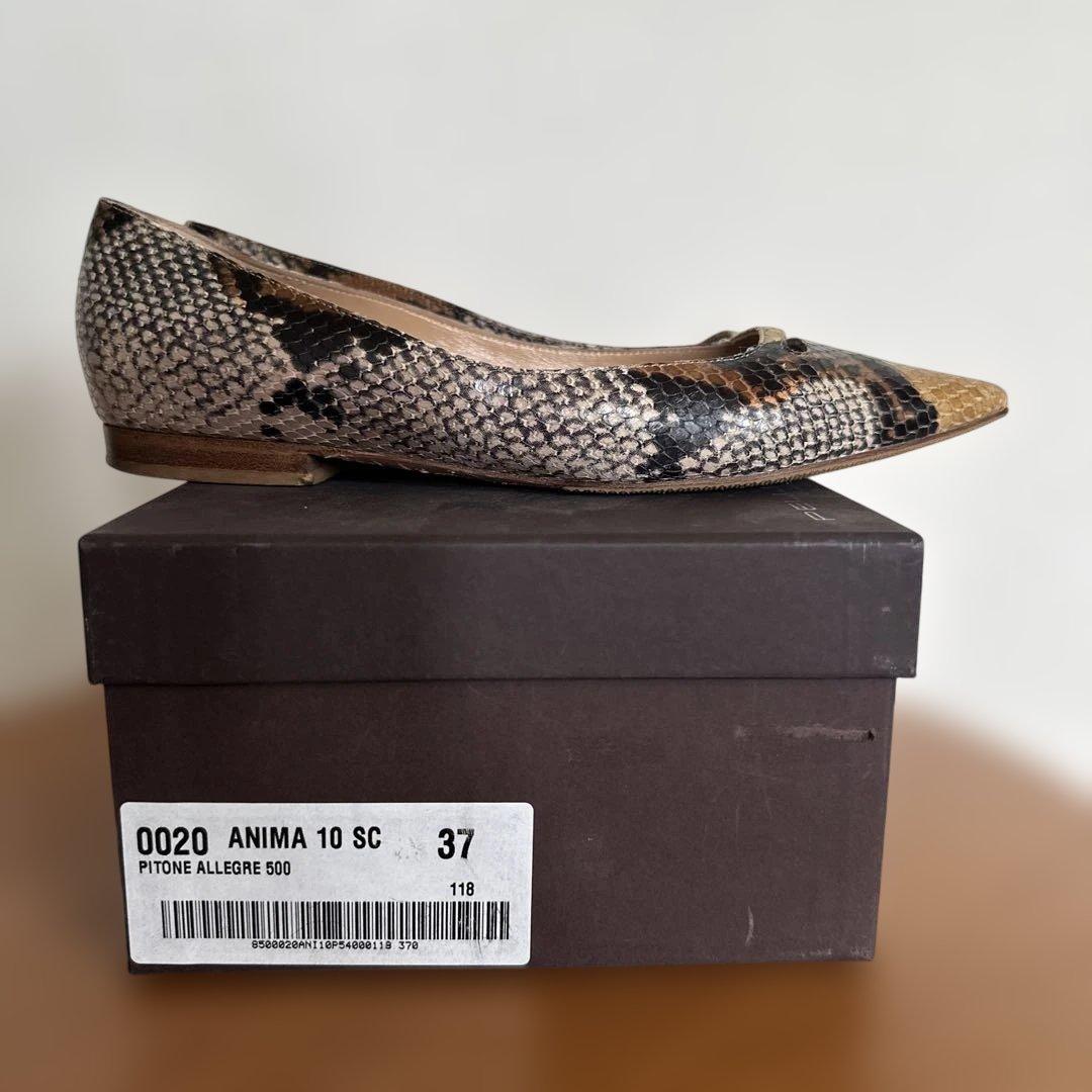 リン様　PELLICO ポインテッドトゥ フラットシューズ　イタリア製　ペリーコ