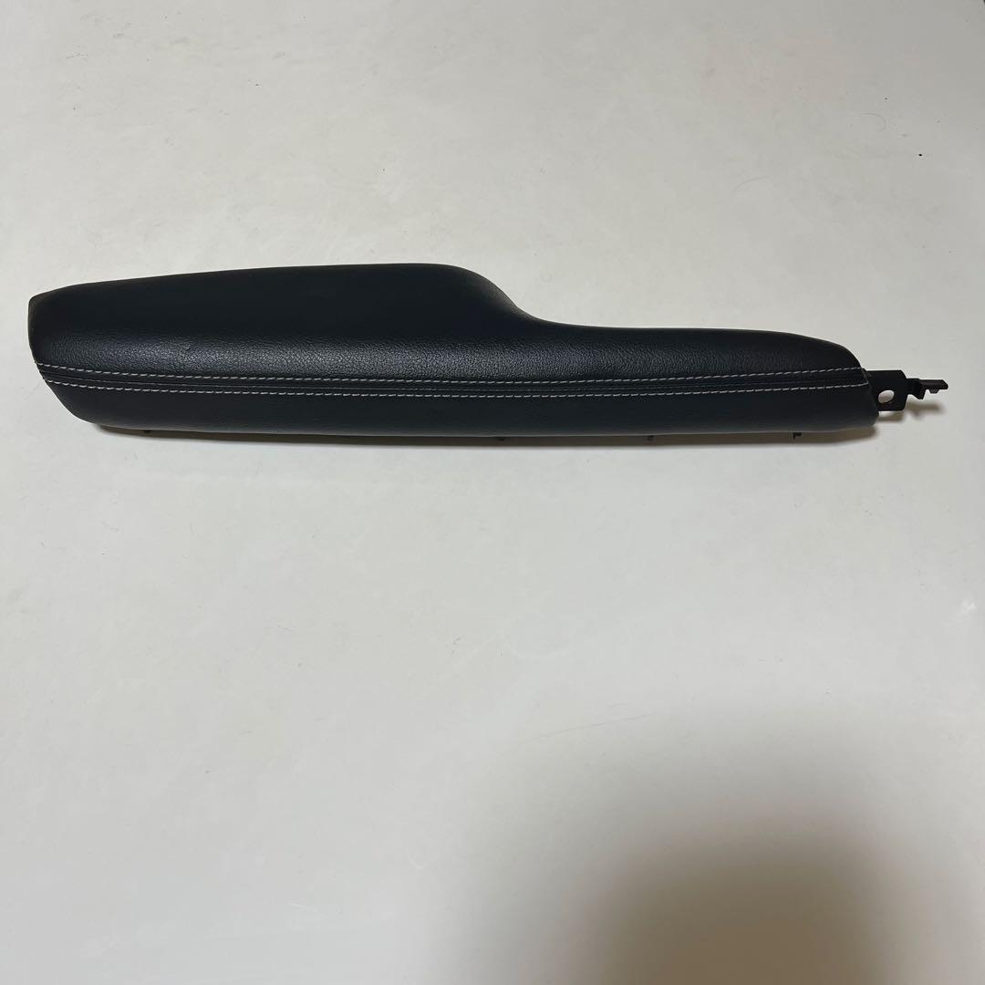 トヨタライズ/ダイハツロッキーフルラッピングドアアームレスト