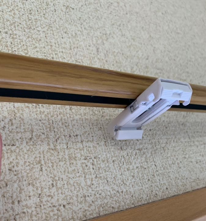 Reロールスクリーン、カーテンレール取付可アイボリー遮光1級、遮熱、防音