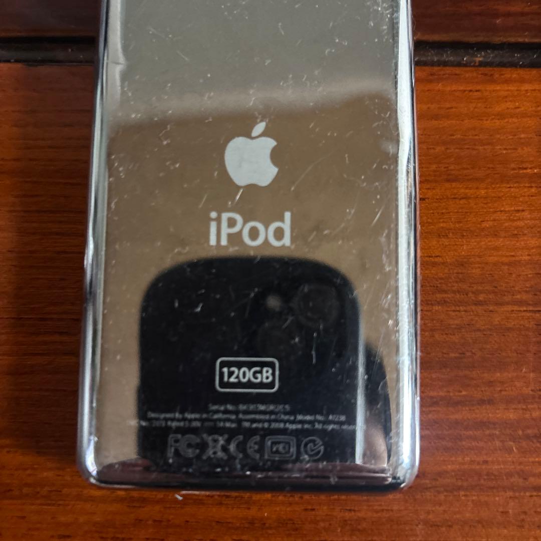 iPod Classic シルバー バッテリー付き　部品取り ジャンク