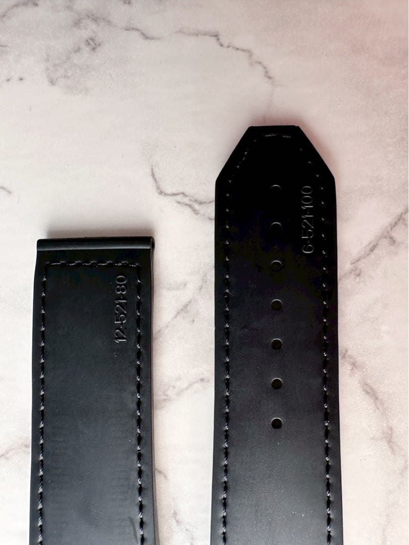 HUBLOT クロコ×ラバー　黒　アエロフュージョン