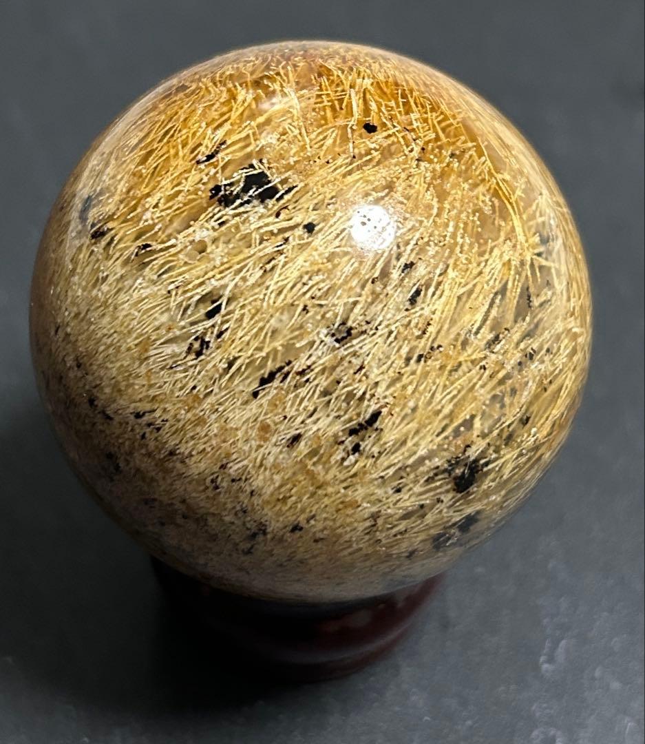 ゴールデンルチルクォーツクリスタル　丸玉186g