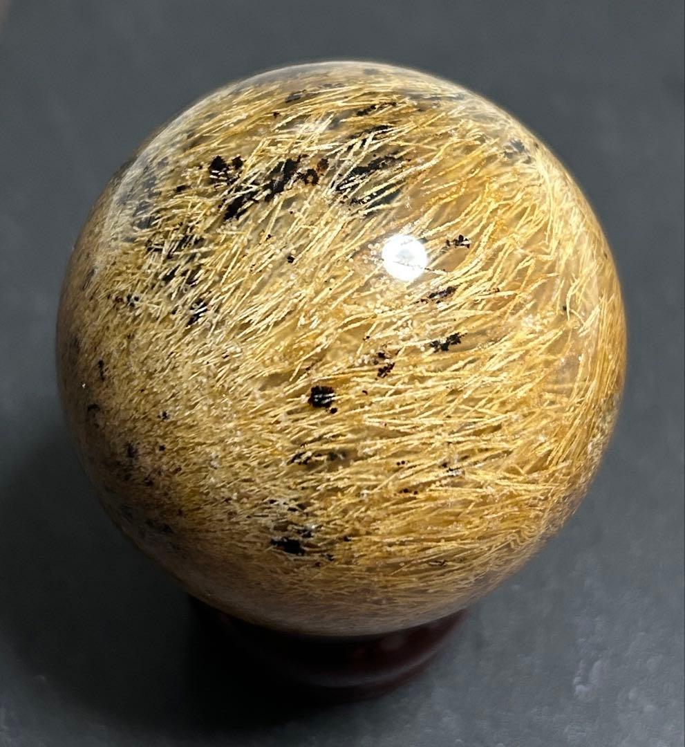 ゴールデンルチルクォーツクリスタル　丸玉186g