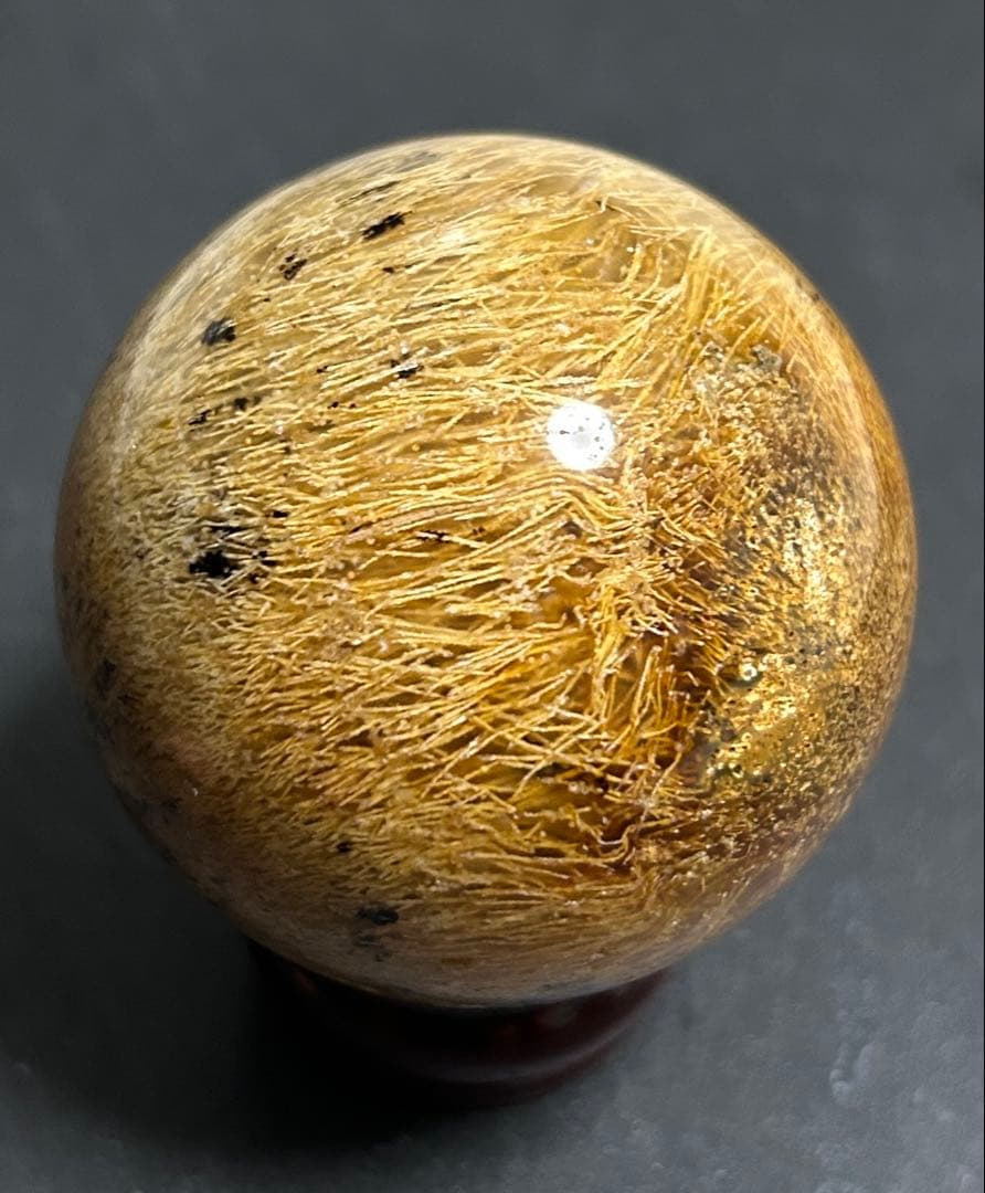 ゴールデンルチルクォーツクリスタル　丸玉186g