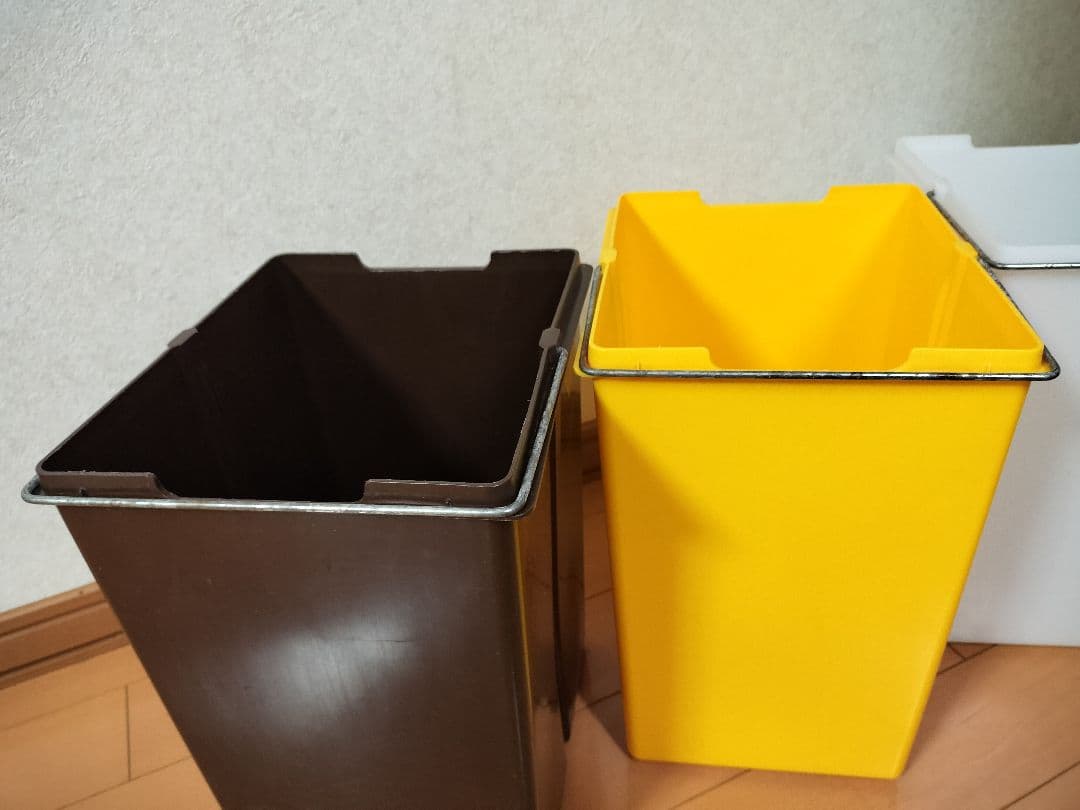 スチール製ダストボックス 2×2段 スリム大容量　ゴミ分別