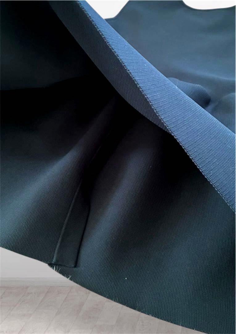 UNITED ARROWS P イレギュラーフリル ベスト　ネイビー 新品✨