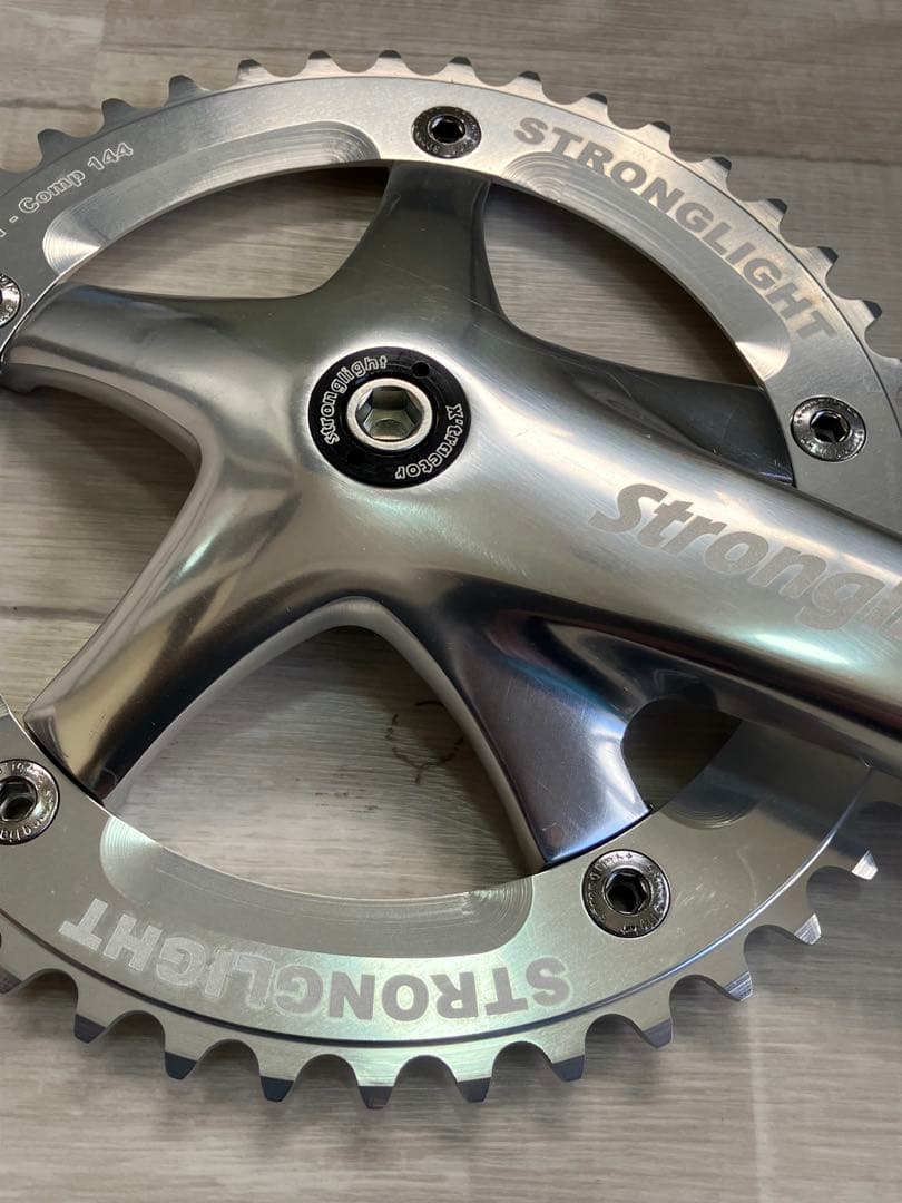 STRONGLIGHT Track 2000 ピストクランクセット　W130