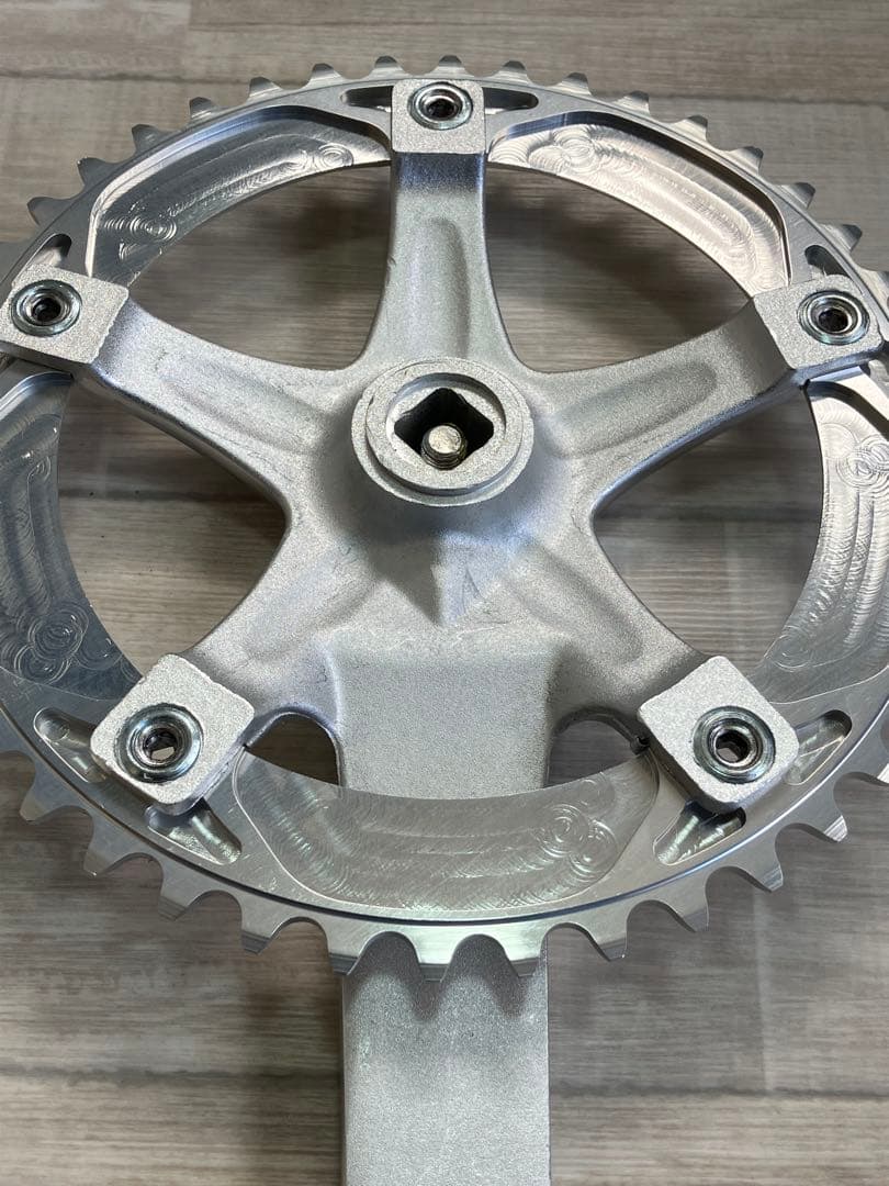 STRONGLIGHT Track 2000 ピストクランクセット　W130