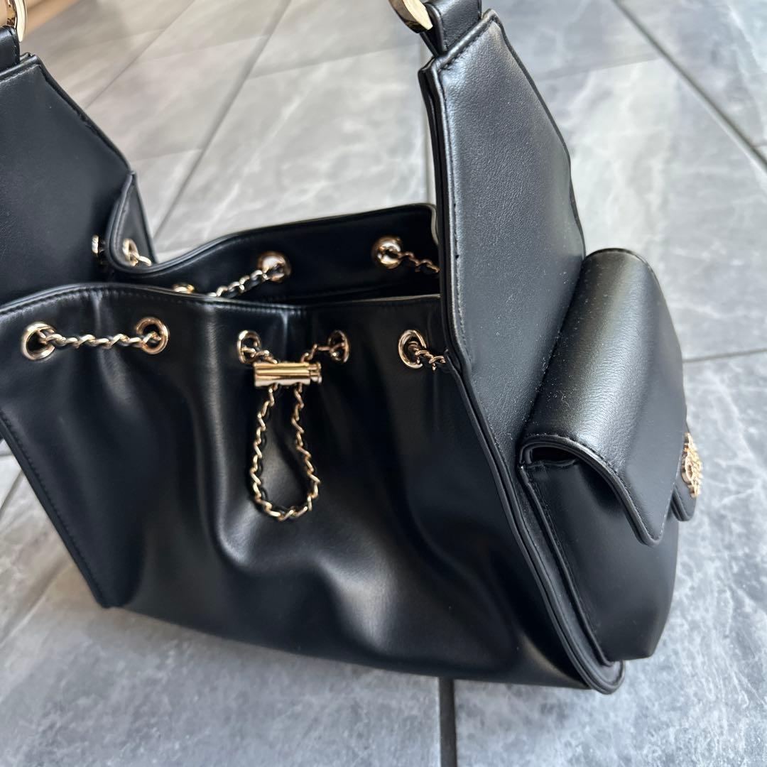 専用です♪RANDA ブラック ショルダーバッグ チェーン装飾付き