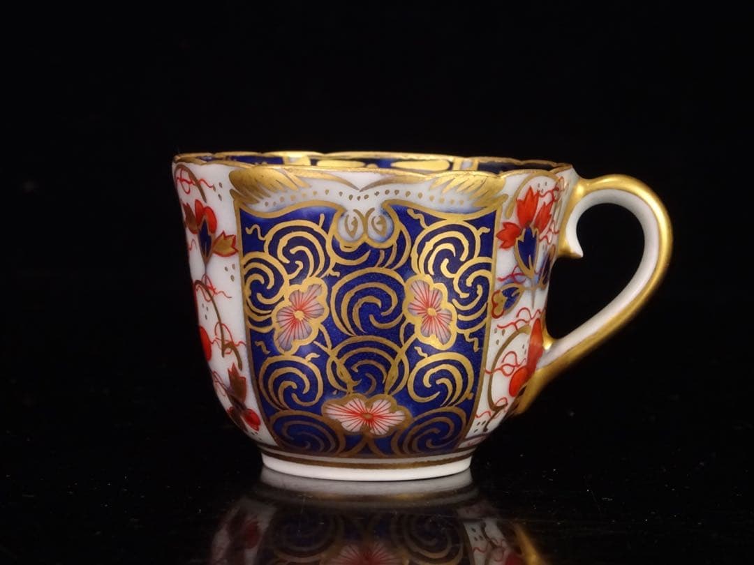 十二代　今泉　今右衛門　染錦　金彩　花文　珈琲碗　デミタス　カップ　ソーサー