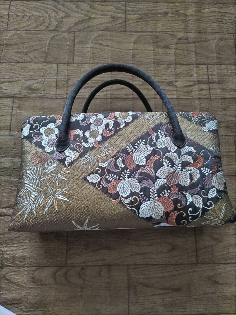 伊と忠　ハンドバッグ　利休バッグ　未使用